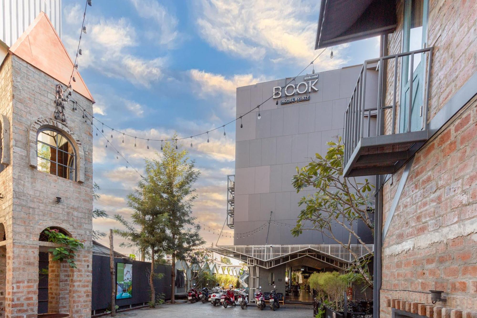 Book Design Hotel Chiang Mai Zewnętrze zdjęcie
